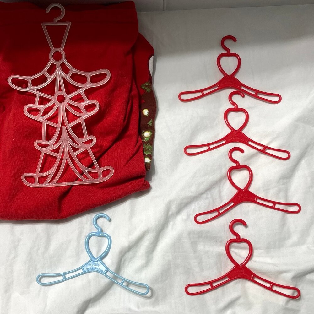 Vtg Lof of 5 Totsy Doll Hangers & 1 Multi- Doll Clothes Hanger Made in Hong Kong